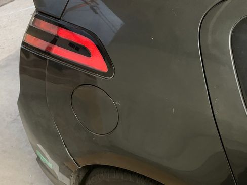 Used 2015 Chevrolet Volt Premium w/ Premium Trim Package image 6