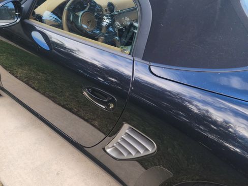 Used 2010 Porsche Boxster S image 5