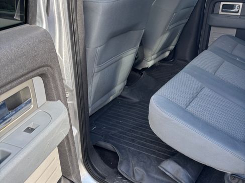 Used 2011 Ford F150 XLT w/ XLT Chrome Pkg image 15
