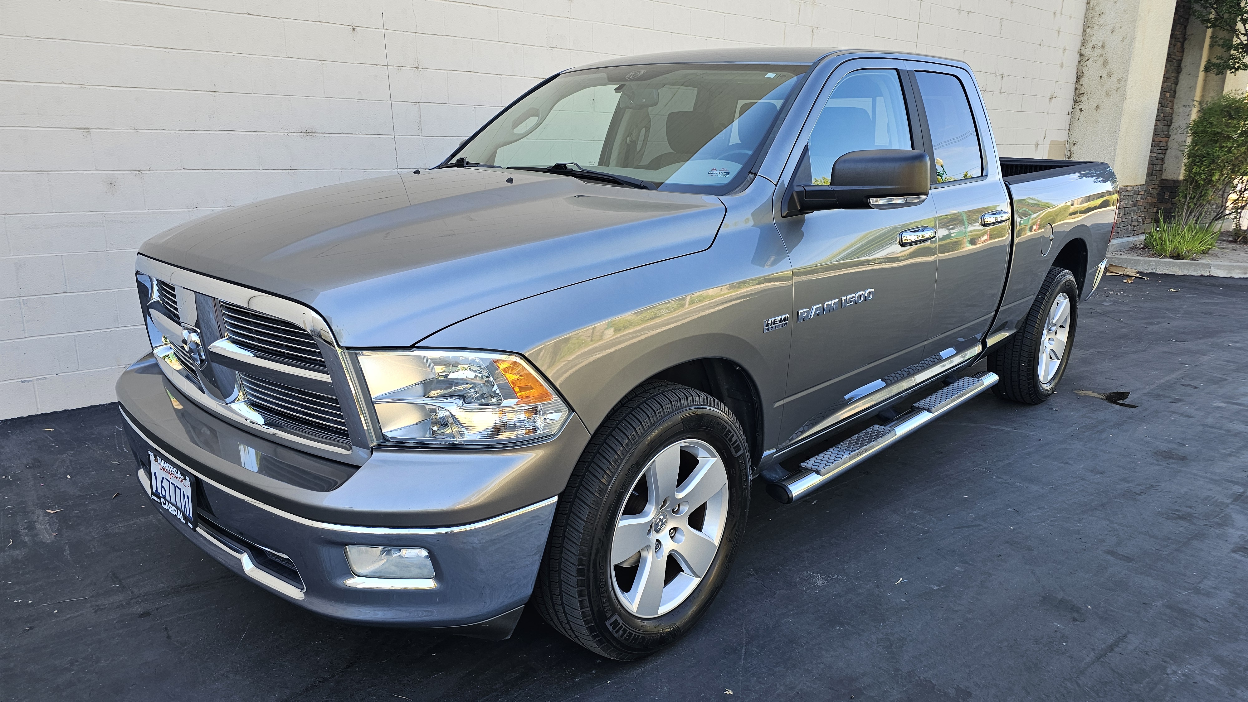 Used 2011 RAM 1500 Big Horn RWD image 1