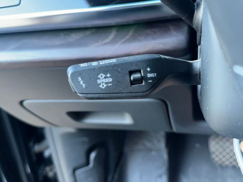 Used 2019 Audi Q8 Prestige image 31