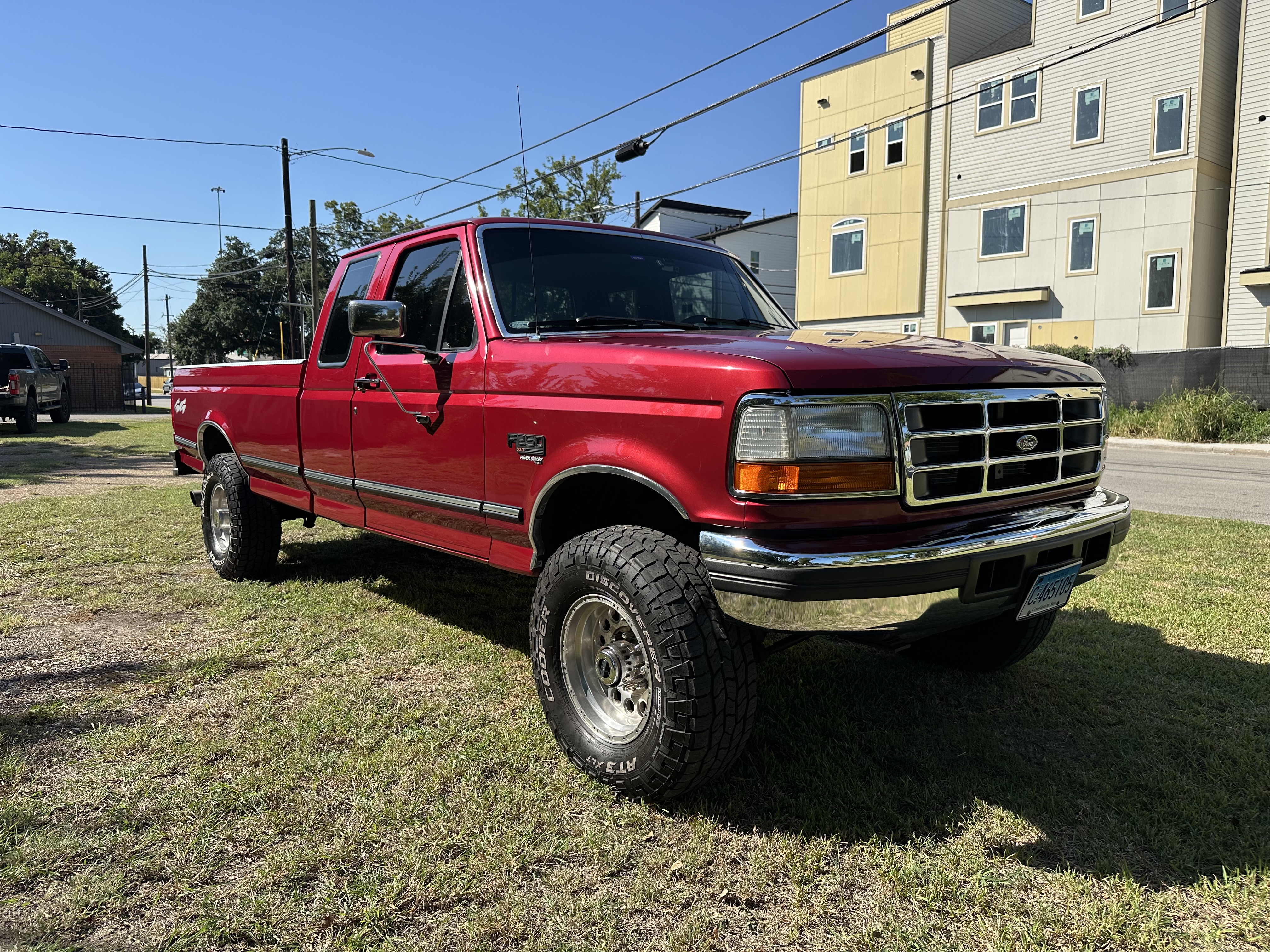 Used 1995 Ford F250 4x4 SuperCab image 1