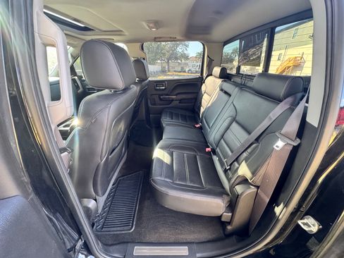 Used 2015 GMC Sierra 2500 Denali image 9