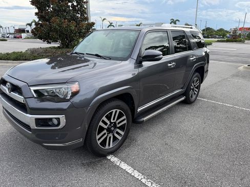 Used 2014 Toyota 4Runner Limited AWD/4WD image 8