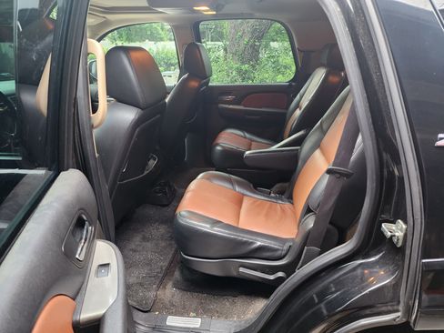 Used 2008 Chevrolet Tahoe LT AWD/4WD image 10
