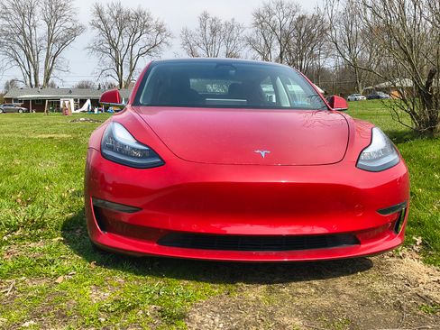 Used 2018 Tesla Model 3 Long Range image 9