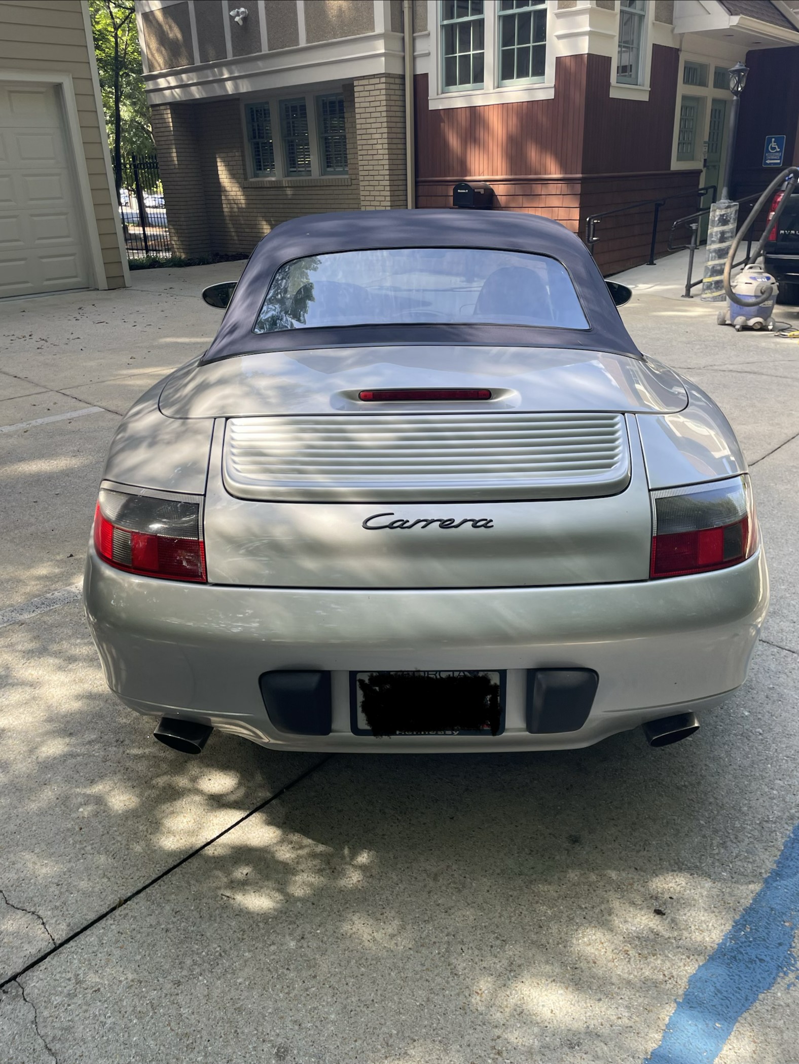 Used 2001 Porsche 911 Carrera 4 AWD/4WD image 8