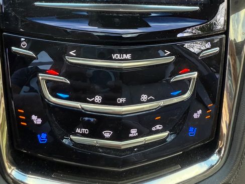 Used 2018 Cadillac CTS Vsport image 9