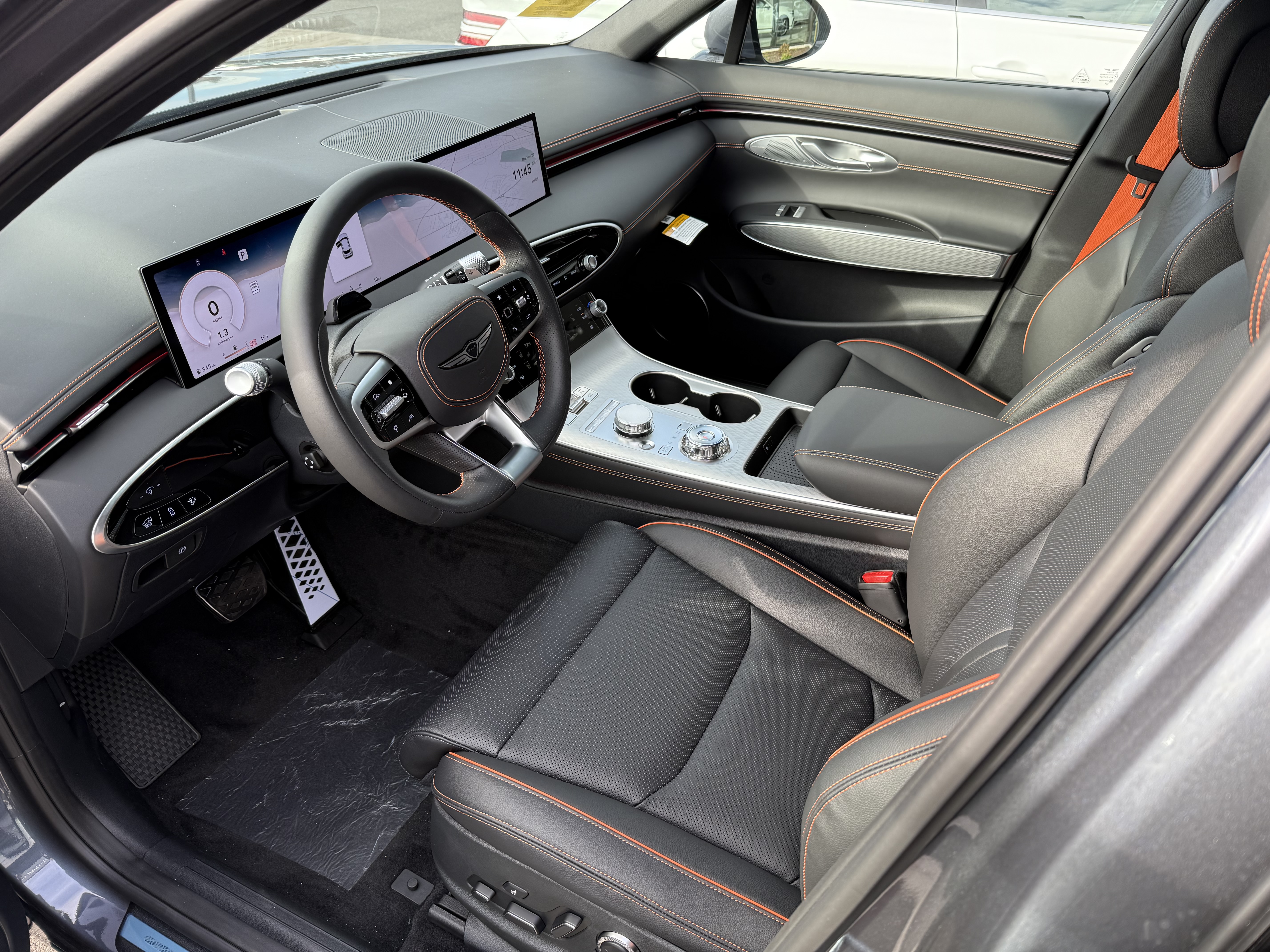 Used 2026 Genesis GV70 2.5T Sport Prestige AWD/4WD image 4