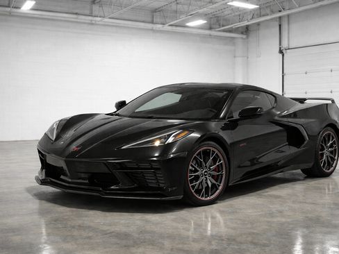 Used 2023 Chevrolet Corvette Stingray Coupe 2D w/ Z51 Performance Package image 1