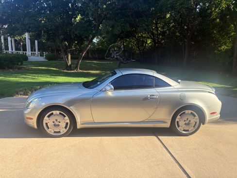 Used 2002 Lexus SC 430 Convertible RWD image 26