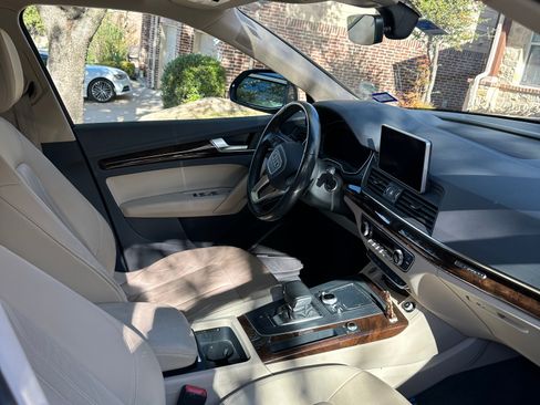 Used 2018 Audi Q5 2.0T Premium Plus image 11