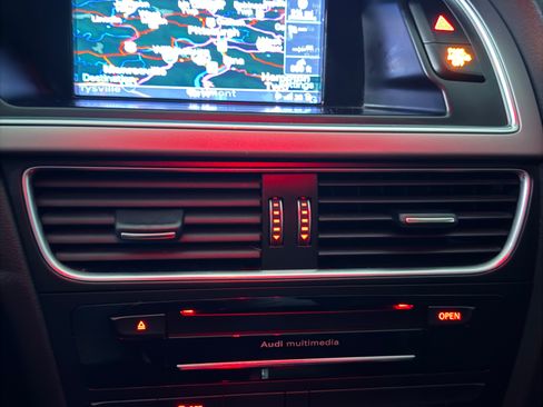 Used 2013 Audi A4 2.0T Premium Plus w/ Premium Plus Pkg image 8