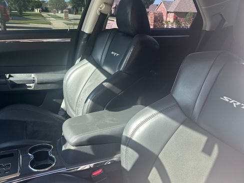 Used 2009 Chrysler 300 SRT8 w/ SRT Option Group II RWD image 27