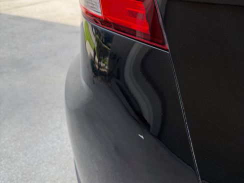 Used 2018 Volkswagen GTI SE FWD image 21