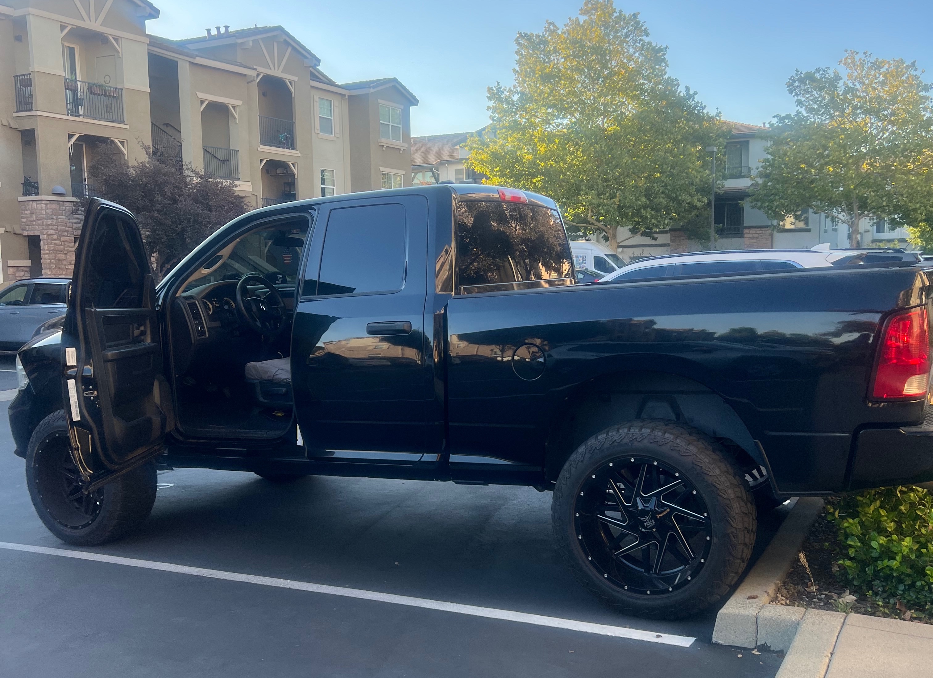 Used 2013 RAM 1500 Express AWD/4WD image 4