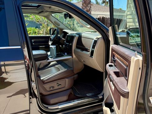 Used 2017 RAM 1500 Laramie Longhorn w/ Convenience Group AWD/4WD image 5