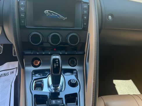 Used 2016 Jaguar F-TYPE S image 13