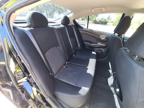 Used 2015 Nissan Versa SV image 24