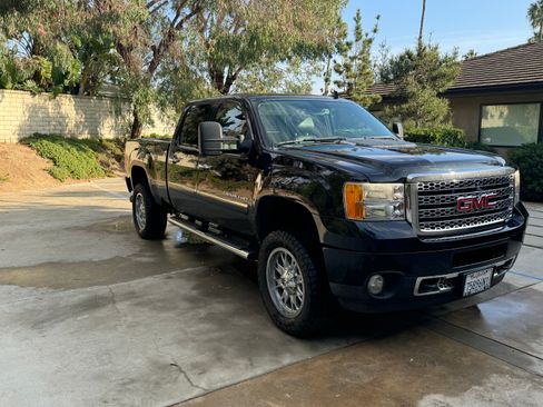 Used 2012 GMC Sierra 2500 Denali image 4