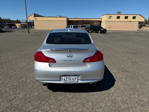 Used 2013 INFINITI G37 Journey w/ Premium Pkg RWD image 5