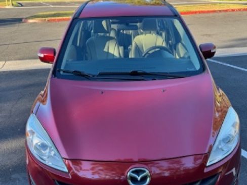 Used 2015 MAZDA MAZDA5 Sport image 2