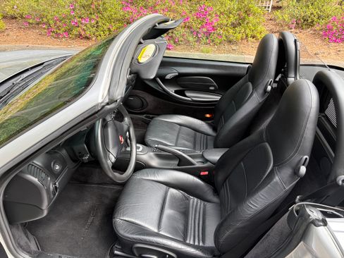 Used 2004 Porsche Boxster image 13