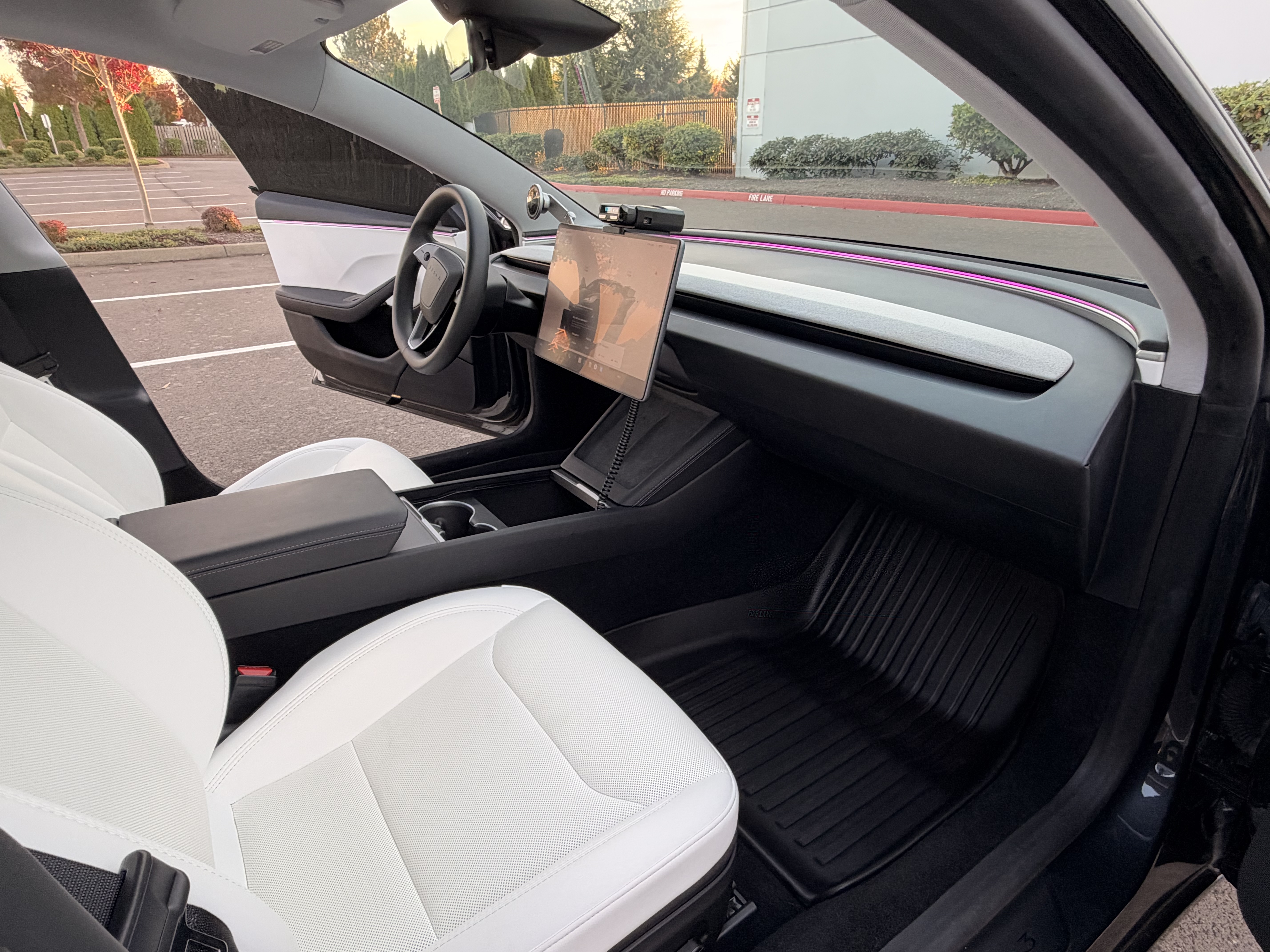 Used 2024 Tesla Model 3 Long Range AWD/4WD image 5