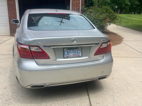 Used 2010 Lexus LS 460 image 13