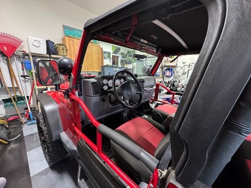 Used 1997 Jeep Wrangler Sport AWD/4WD image 12