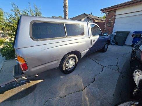 Used 1997 Toyota Tacoma 2WD Regular Cab image 10