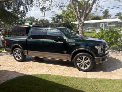 Used 2015 Ford F150 King Ranch w/ Equipment Group 601A Luxury image 9