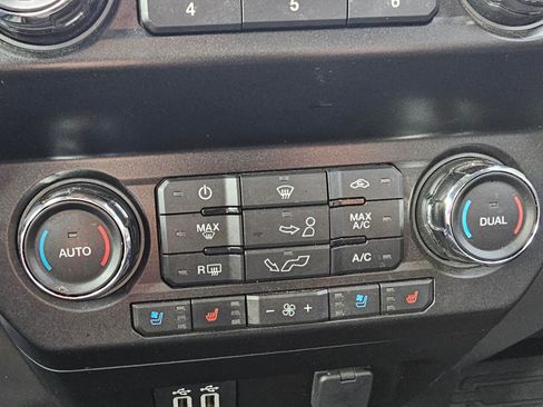 Used 2019 Ford F150 Lariat image 21