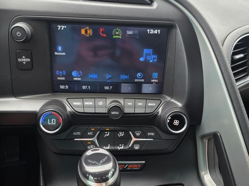 Used 2018 Chevrolet Corvette Z06 RWD image 25