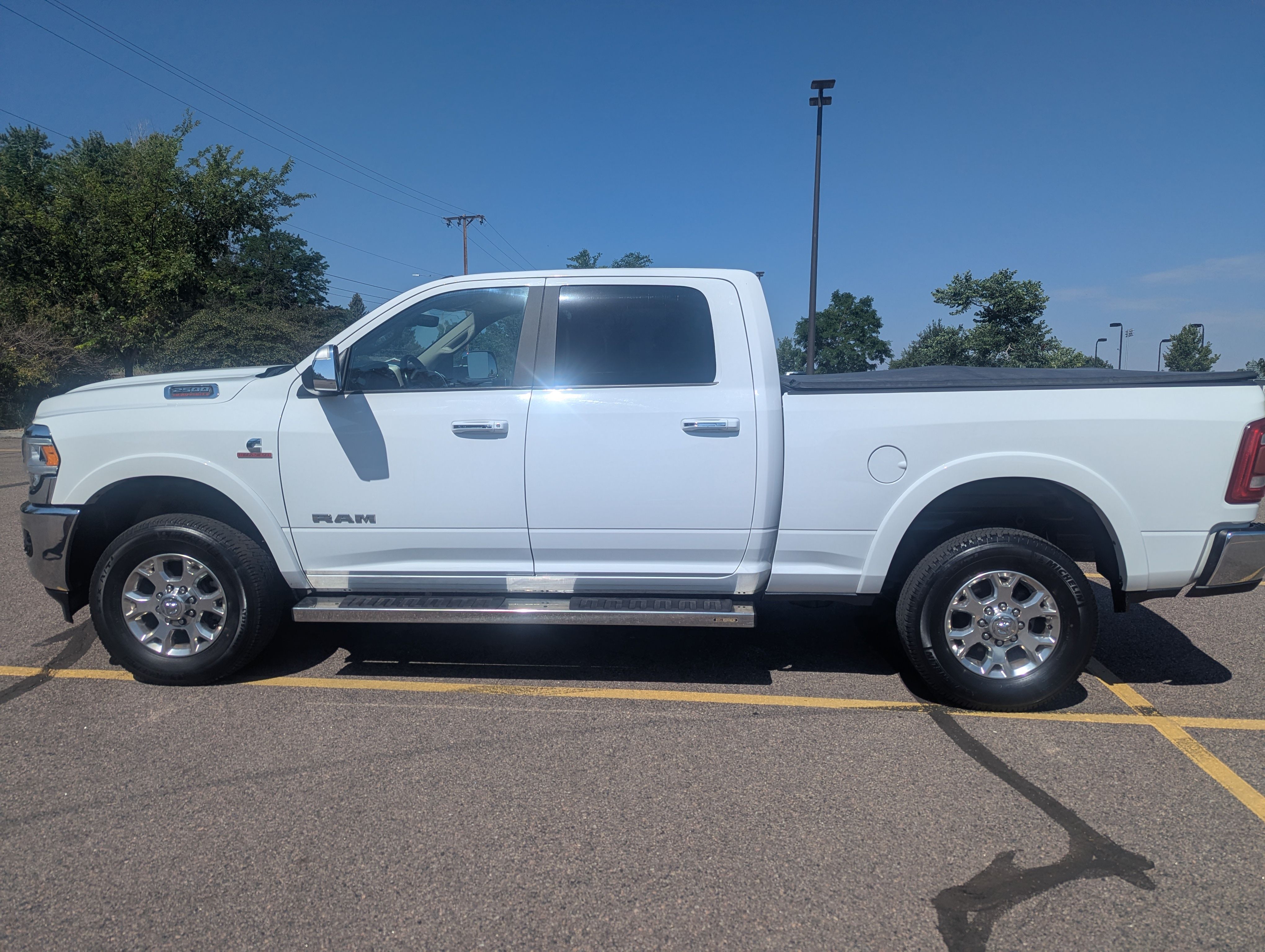 Used 2021 RAM 2500 Laramie AWD/4WD image 9