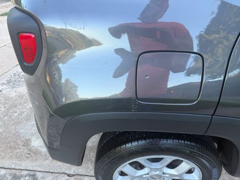 Used 2018 Jeep Renegade Sport w/ Power & Air Group AWD/4WD image 16