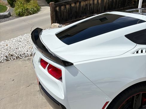 Used 2017 Chevrolet Corvette Stingray Coupe RWD image 6