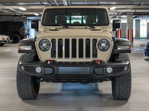 Used 2022 Jeep Gladiator Rubicon w/ LED Lighting Group image 4