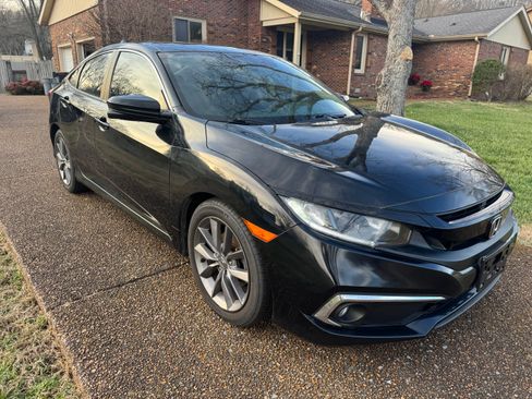 Used 2019 Honda Civic EX image 6