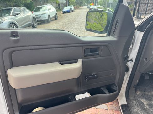 Used 2010 Ford F150 XL RWD image 8