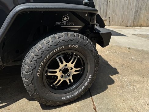 Used 2010 Jeep Wrangler Sport AWD/4WD image 8