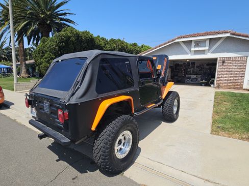Used 2005 Jeep Wrangler Unlimited image 19