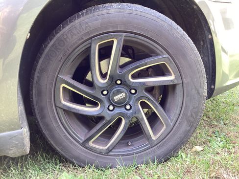 Used 2013 Dodge Avenger SE image 8