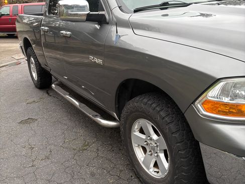 Used 2009 Dodge Ram 1500 Truck SLT image 5