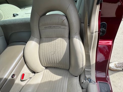 Used 2003 Chevrolet Corvette Coupe w/ Preferred Equipment Group image 20