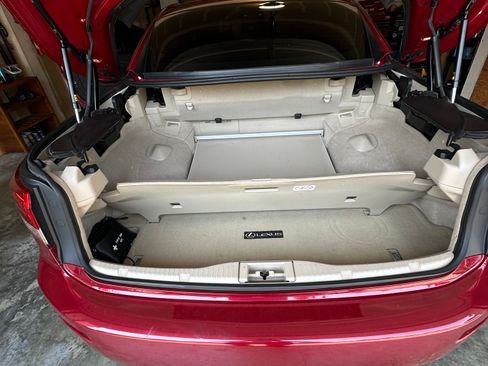 Used 2010 Lexus IS 250C RWD image 14