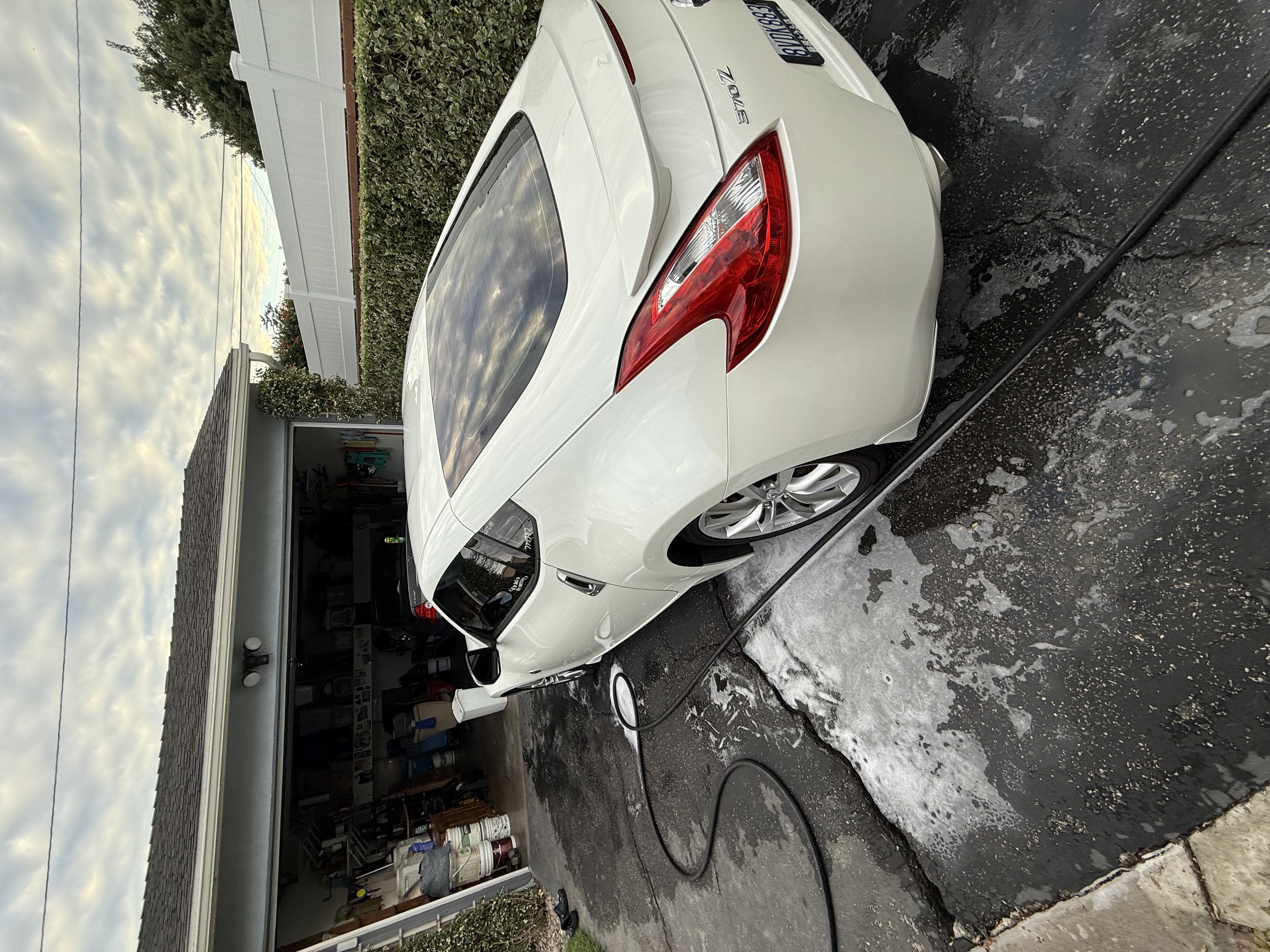 Used 2013 Nissan 370Z Coupe RWD image 12