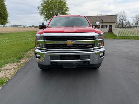 Used 2015 Chevrolet Silverado 2500 LTZ w/ LTZ Plus Package AWD/4WD image 10
