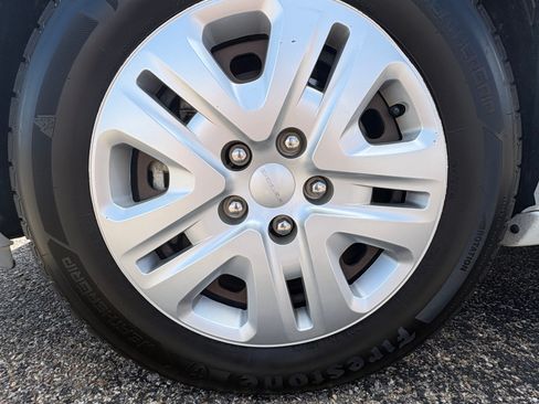 Used 2019 Dodge Grand Caravan SE w/ UConnect Hands-Free Group FWD image 15