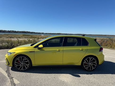 Used 2022 Volkswagen GTI Autobahn image 9